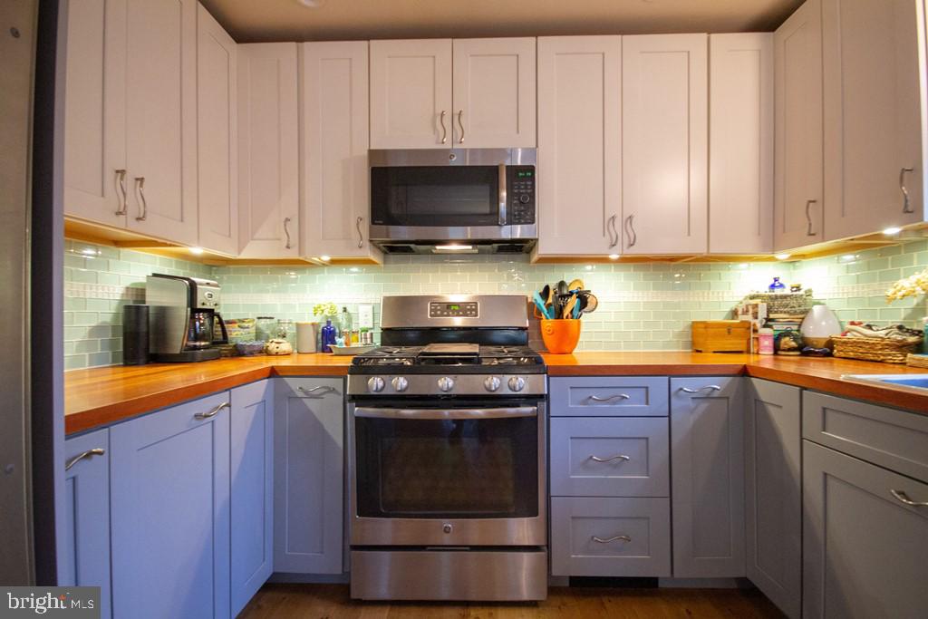 1017 Mine Road Lebanon, PA 17042 - Photo 9 of 47 Gallery Image 9
