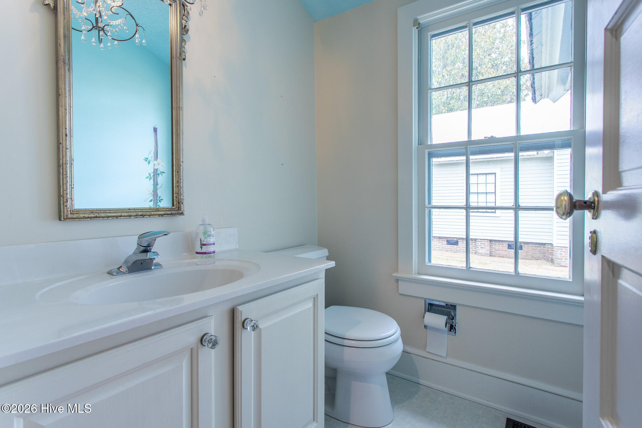 405 Phillips Street Edenton, NC 27932 - Photo 24 of 32 Halfbath2