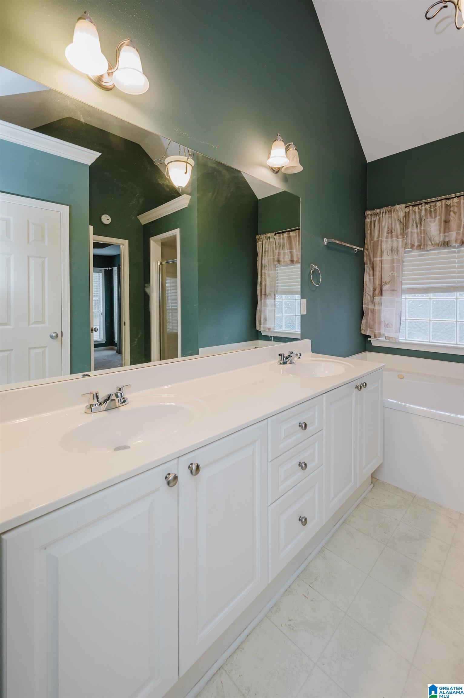 736 Barkley Circle Alabaster, AL 35007 - Photo 24 of 40