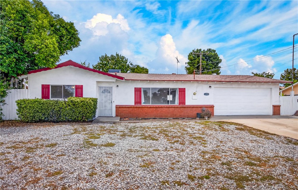 13555 3rd Street Yucaipa, CA 92399 - Photo 6 of 32