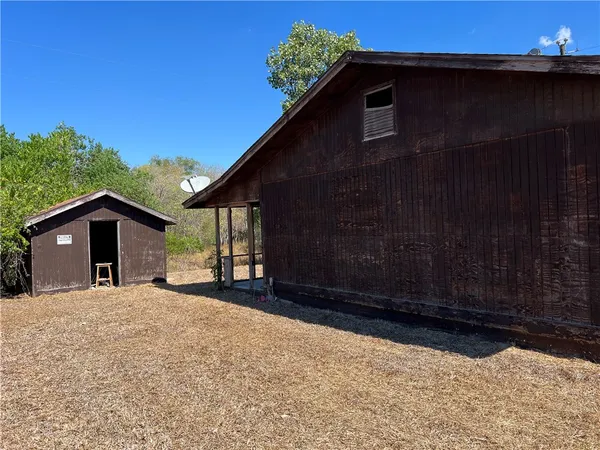 $80,000 | 129 Mystic Drive, George West, TX 78022