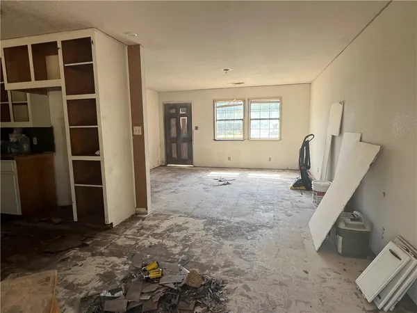 $80,000 | 129 Mystic Drive, George West, TX 78022