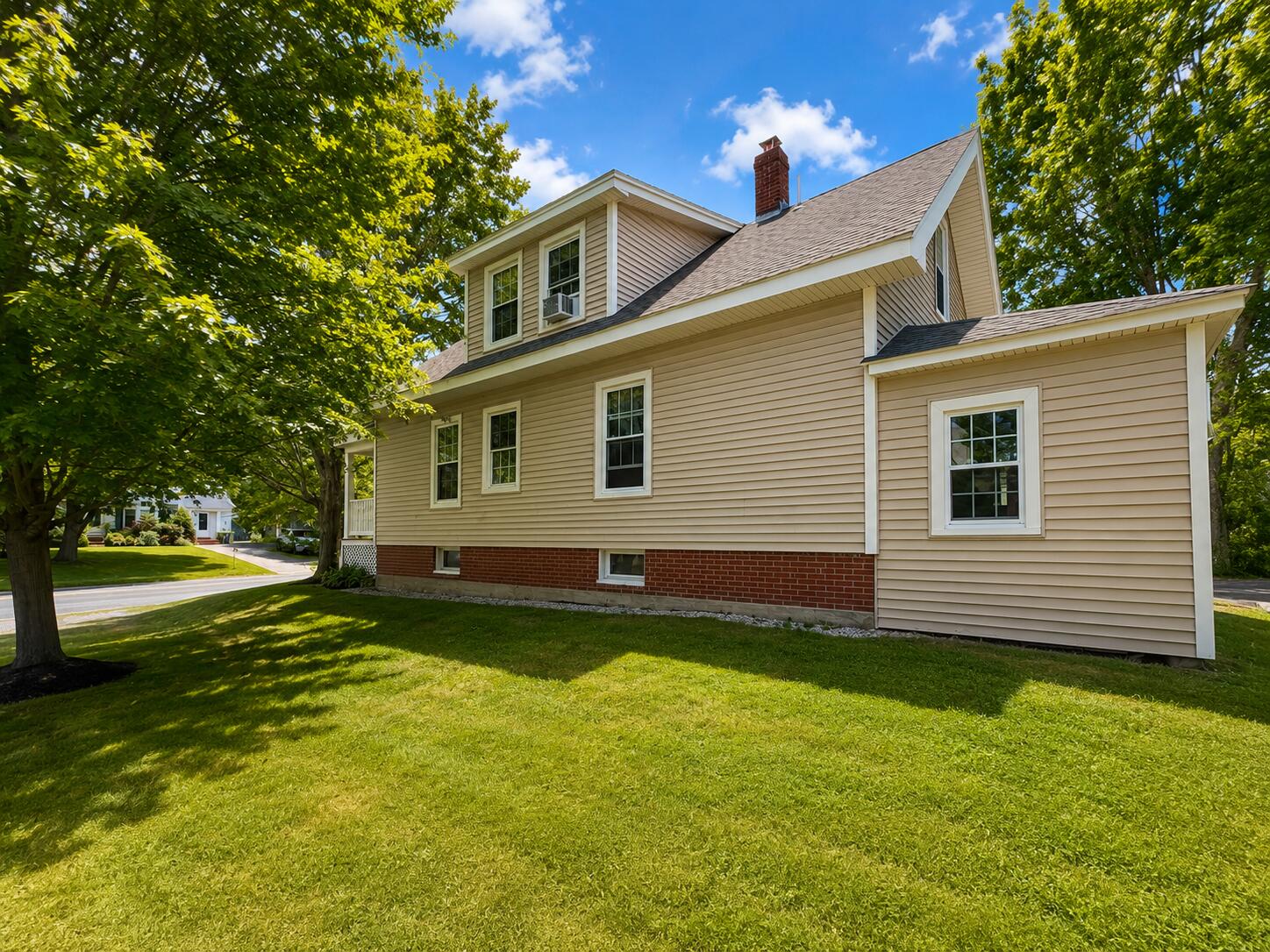 247 Spring Street, Unit 11 Westbrook, ME 04092 - Photo 15 of 62 8
