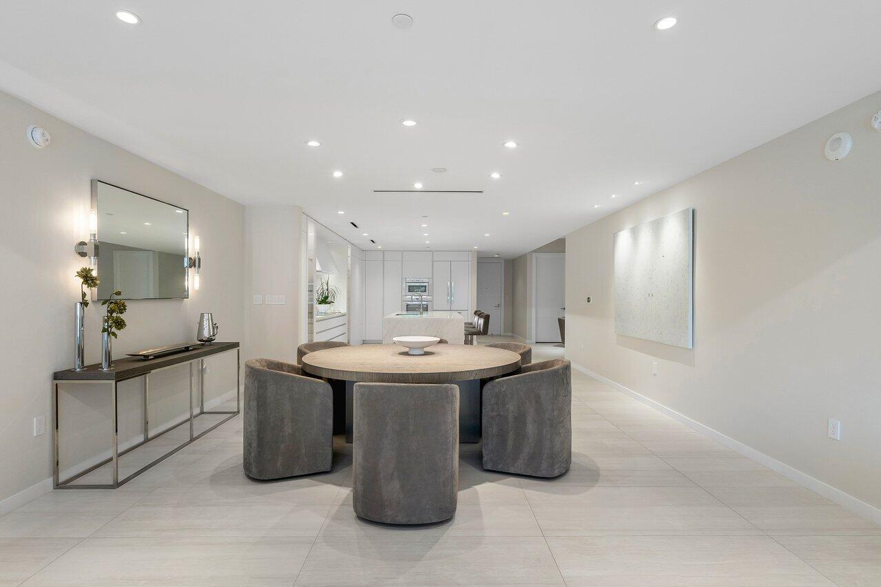 200 Southeast Mizner Boulevard, Unit 307 Boca Raton, FL 33432 - Photo 13 of 74 Open Concept Layout
