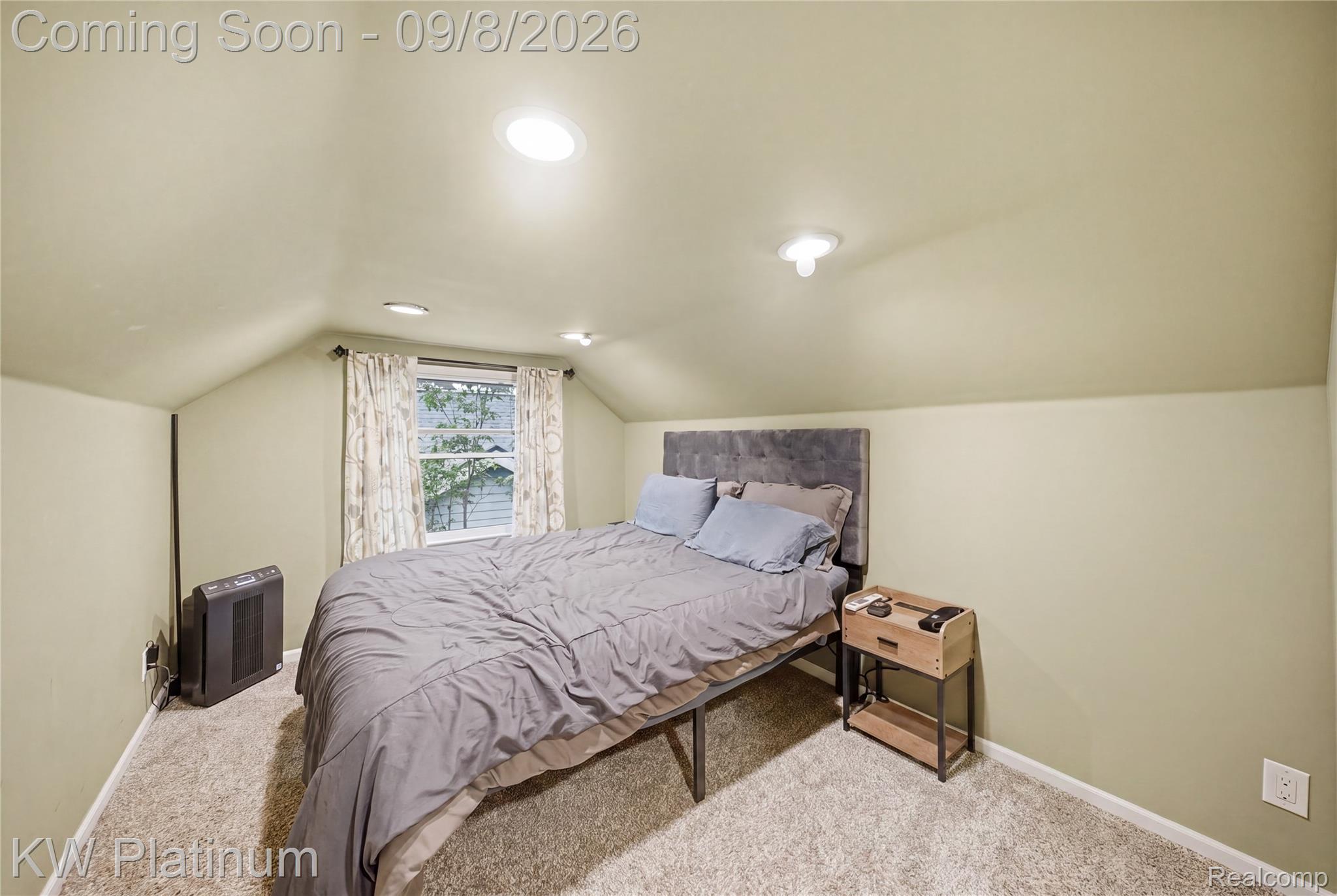116 South Custer Avenue Clawson, MI 48017 - Photo 20 of 37 20-print-016_DSC00663_DECLUTTERED.jpg