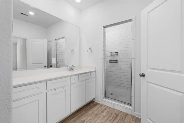 $299,900 | 575 Dry Fork Lane, Conroe, TX 77304