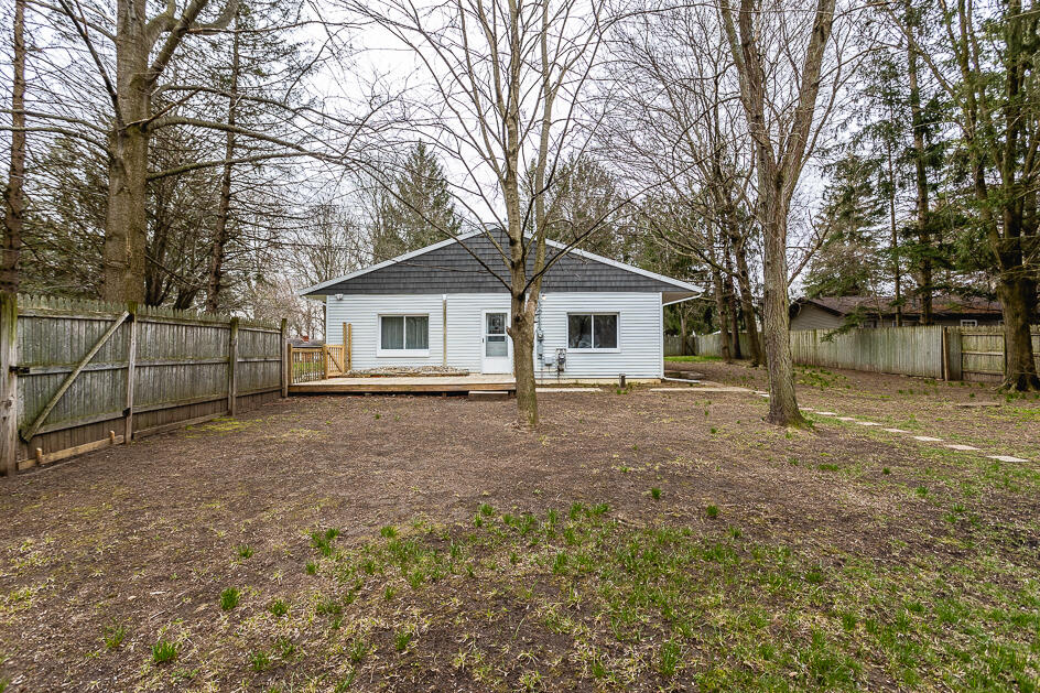 3541 McCain Road Jackson, MI 49203 - Photo 14 of 40 0N0A4795