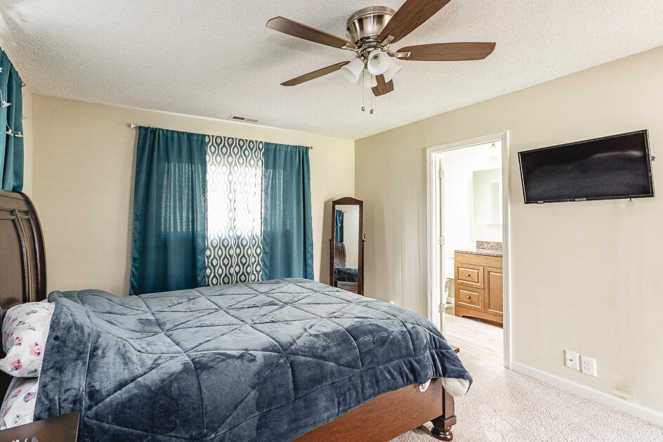 3541 McCain Road Jackson, MI 49203 - Photo 8 of 40 0N0A4780