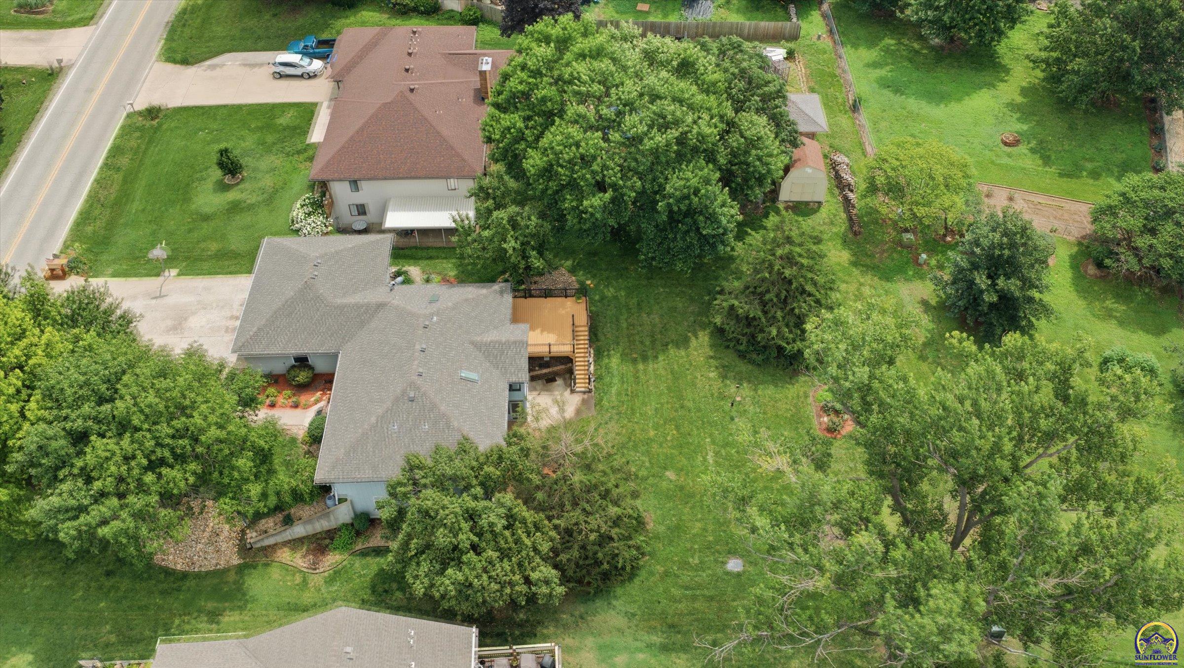 7143 Southwest 33rd Street Topeka, KS 66614 - Photo 37 of 43