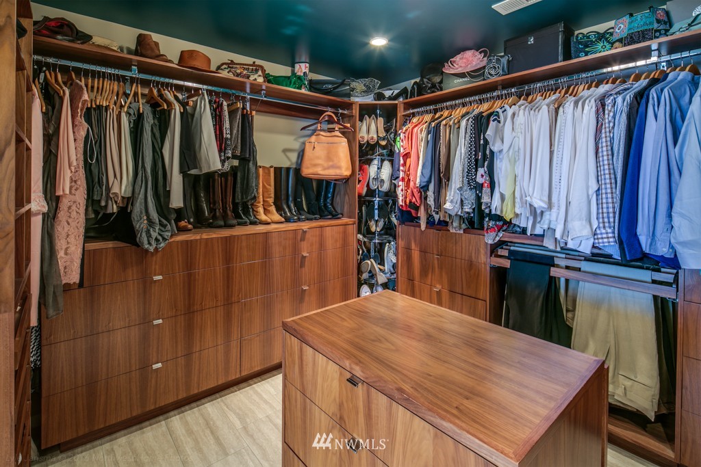 528 Bayside Road Bellingham, WA 98225 - Photo 18 of 25