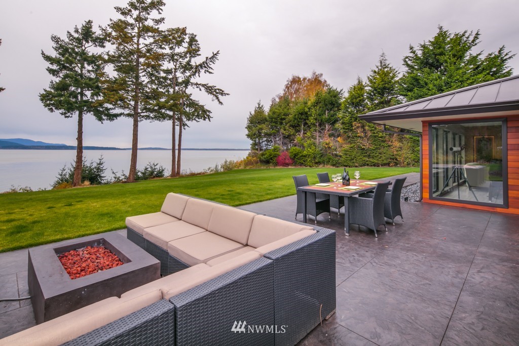 528 Bayside Road Bellingham, WA 98225 - Photo 22 of 25