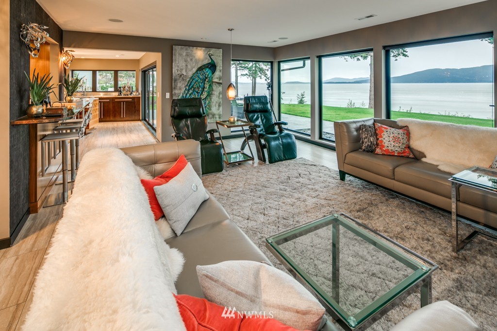 528 Bayside Road Bellingham, WA 98225 - Photo 4 of 25