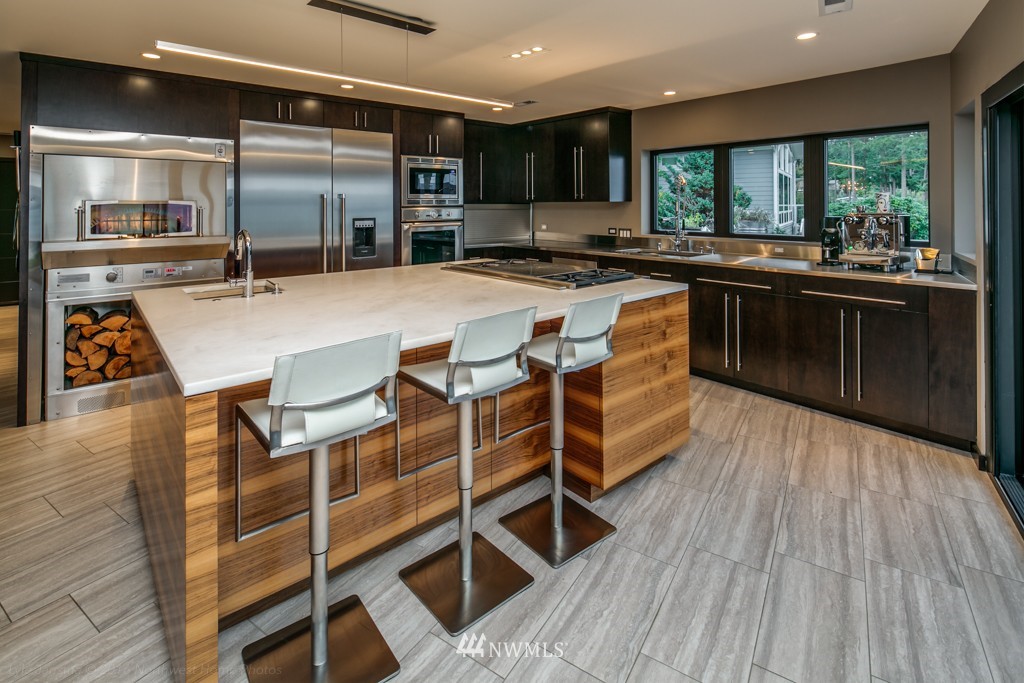 528 Bayside Road Bellingham, WA 98225 - Photo 9 of 25