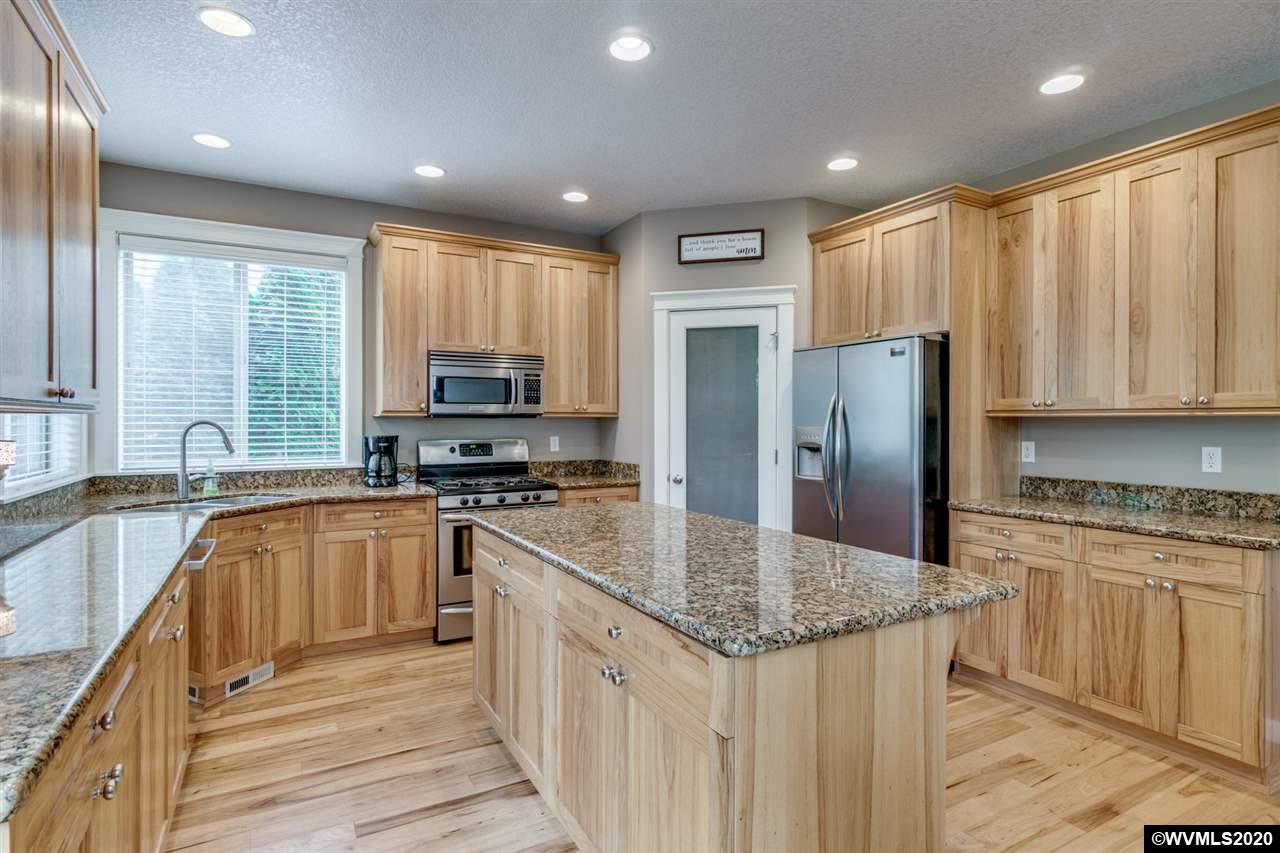 2693 Oak Ridge Street Northwest Albany, OR 97321 - Photo 22 of 42 Gallery Image 22