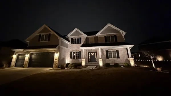 $815,000 | 8660 High Stone Way, Frankfort, IL 60423