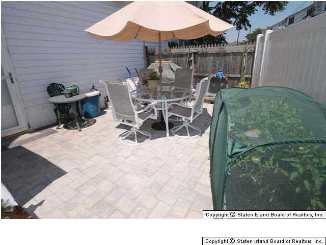 138 Robin Road Staten Island, NY 10305 - Photo 16 of 17 Additional Photo