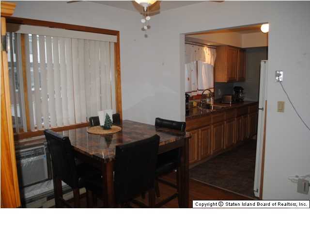 138 Robin Road Staten Island, NY 10305 - Photo 3 of 17 Additional Photo