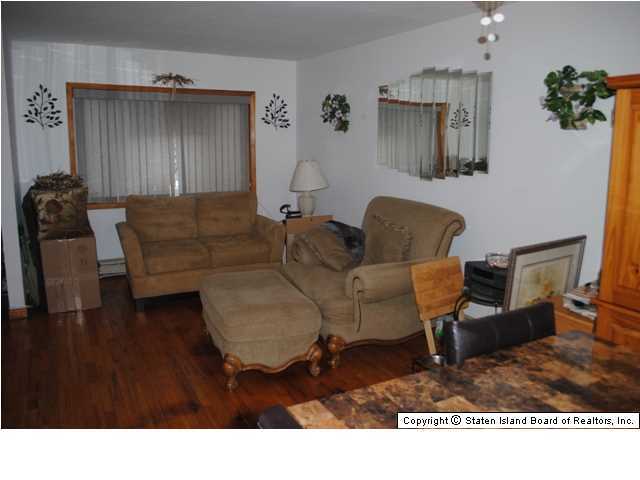 138 Robin Road Staten Island, NY 10305 - Photo 10 of 17 Additional Photo
