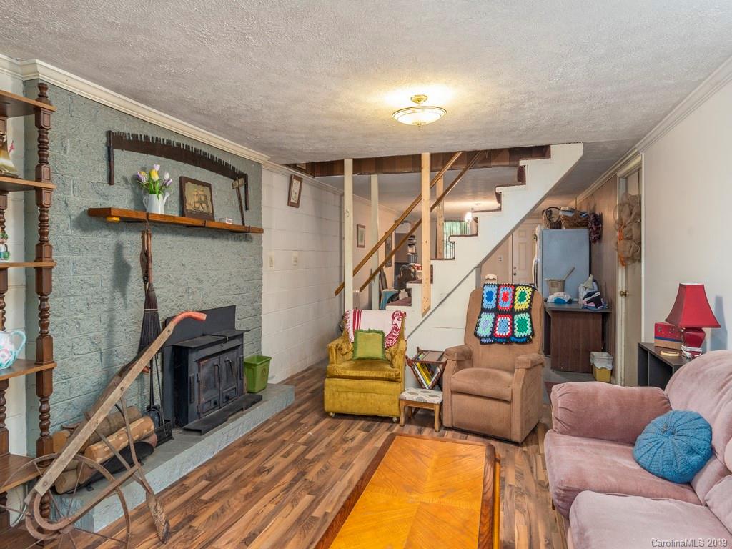 239 Dolan Road Waynesville, NC 28786 - Photo 15 of 27 Gallery Image 15