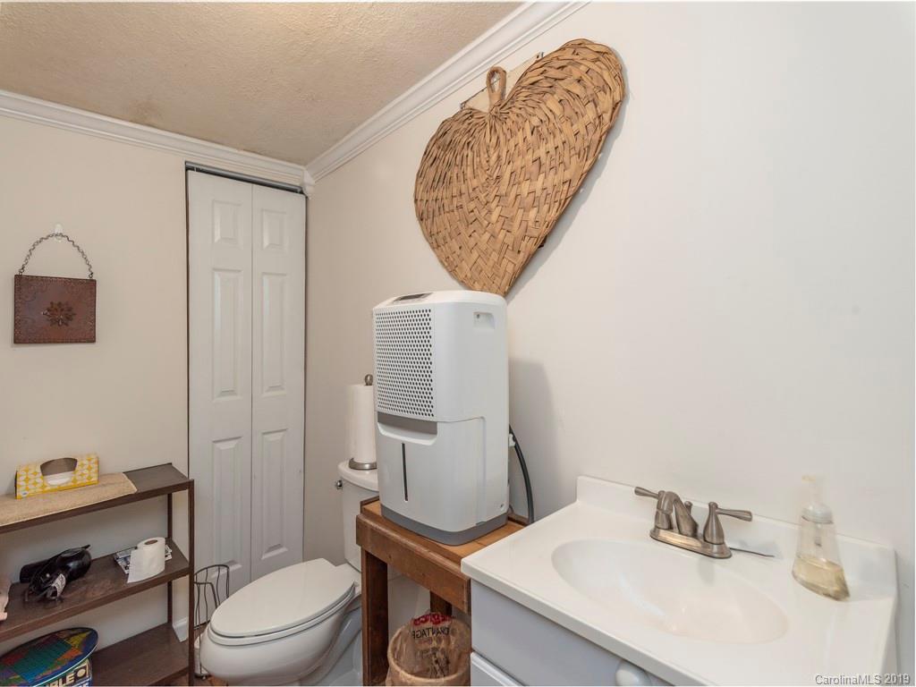 239 Dolan Road Waynesville, NC 28786 - Photo 17 of 27 Gallery Image 17