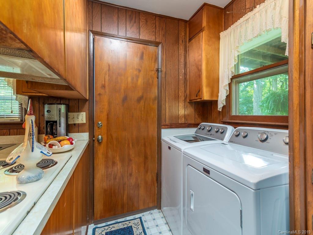 239 Dolan Road Waynesville, NC 28786 - Photo 9 of 27 Gallery Image 9