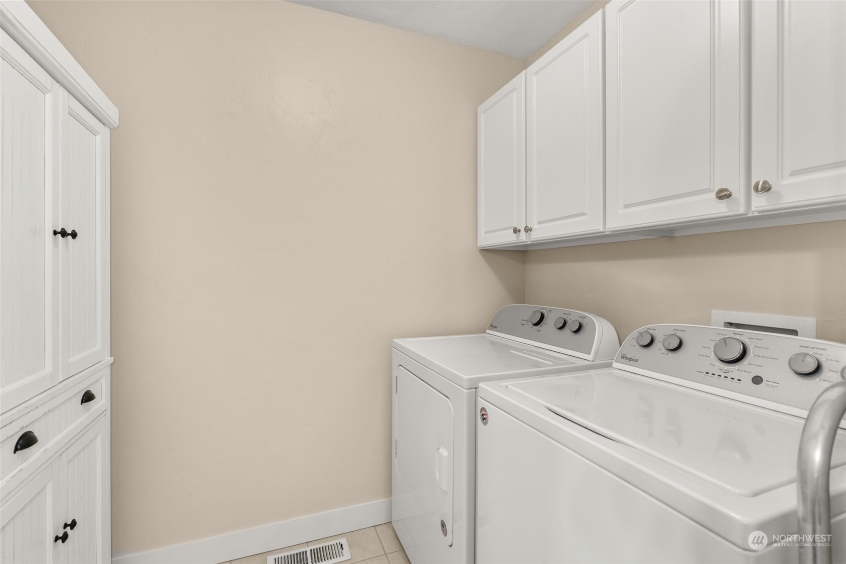 6627 Riviera Court Southeast Olympia, WA 98513 - Photo 22 of 37 Gallery Image 22