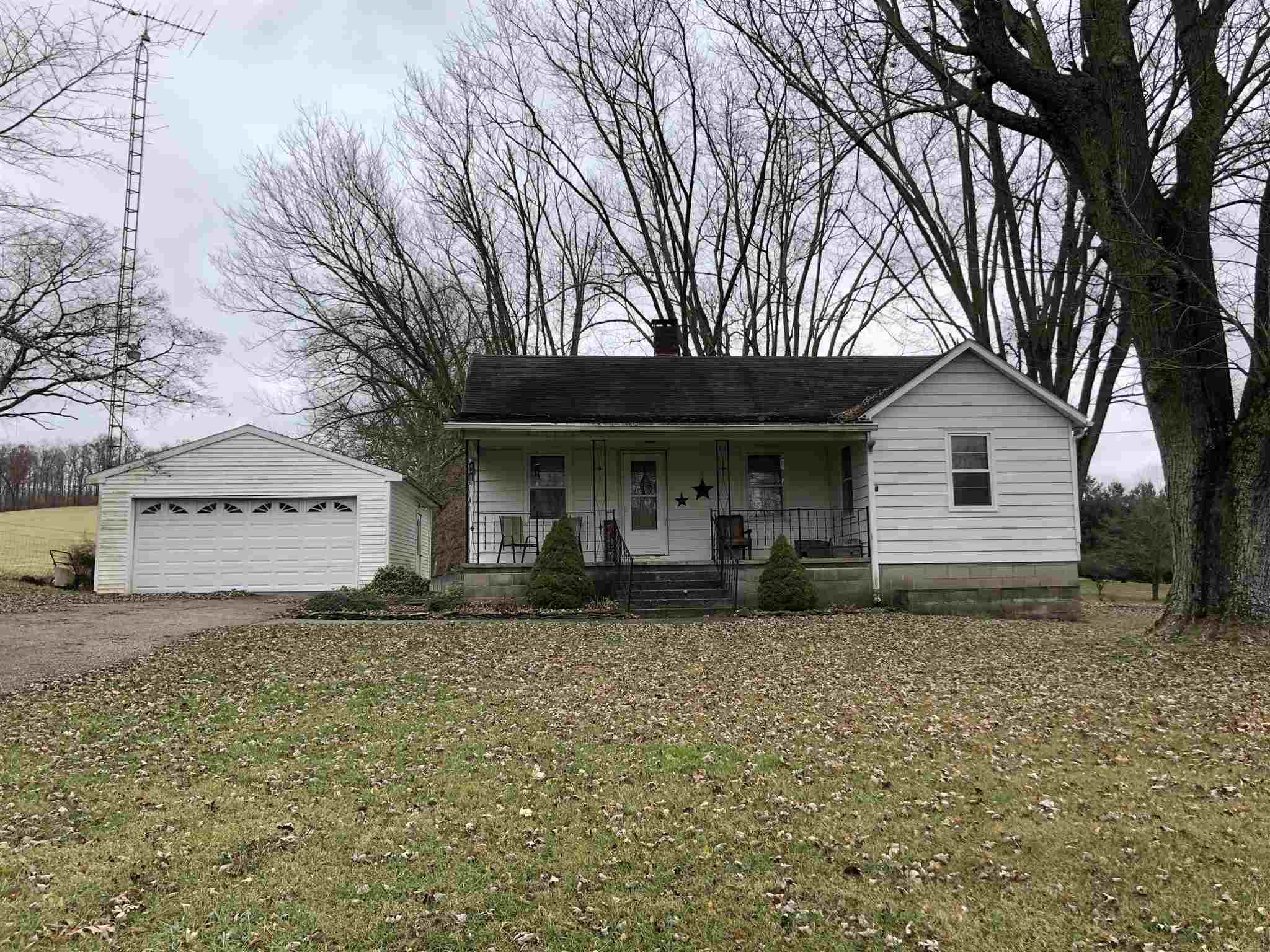 980 Old Farm Road Bedford, IN 47421 - Photo 3 of 22 Gallery Image 3