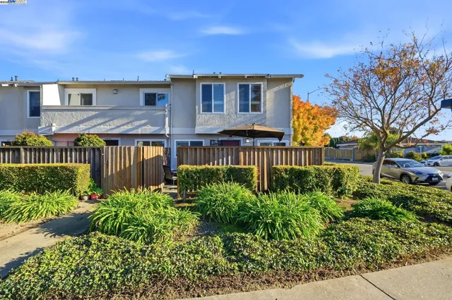 $869,950 | 4091 Lorenzo Terrace, Fremont, CA 94536