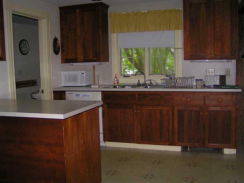 529 Paris Hill Road South Paris, ME 04281 - Photo 2 of 29 Kitchen.
