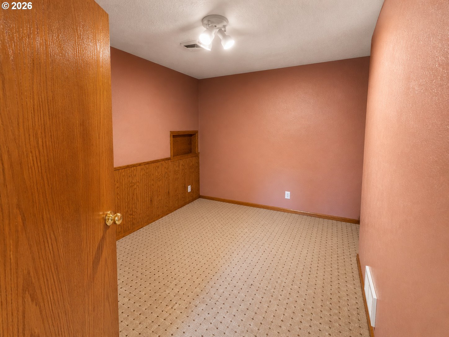 1920 Cliff Street Baker City, OR 97814 - Photo 9 of 34 a view of an empty room