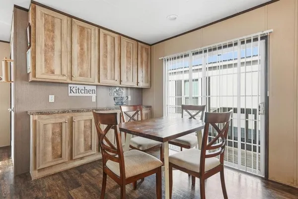 $2,399 | 438 Benjamin Lane, Abilene, TX 79605