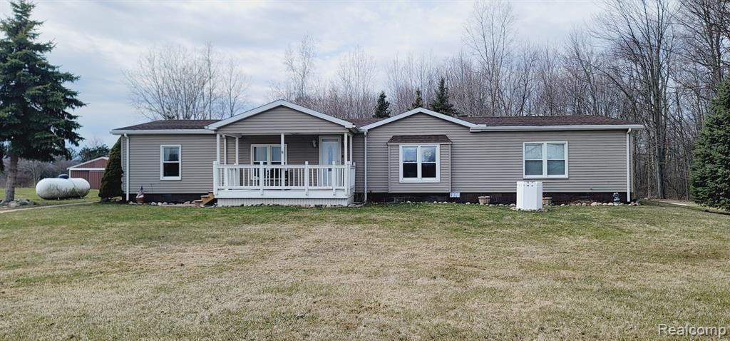 2611 Miller Road Allenton, MI 48002 - Photo 1 of 59