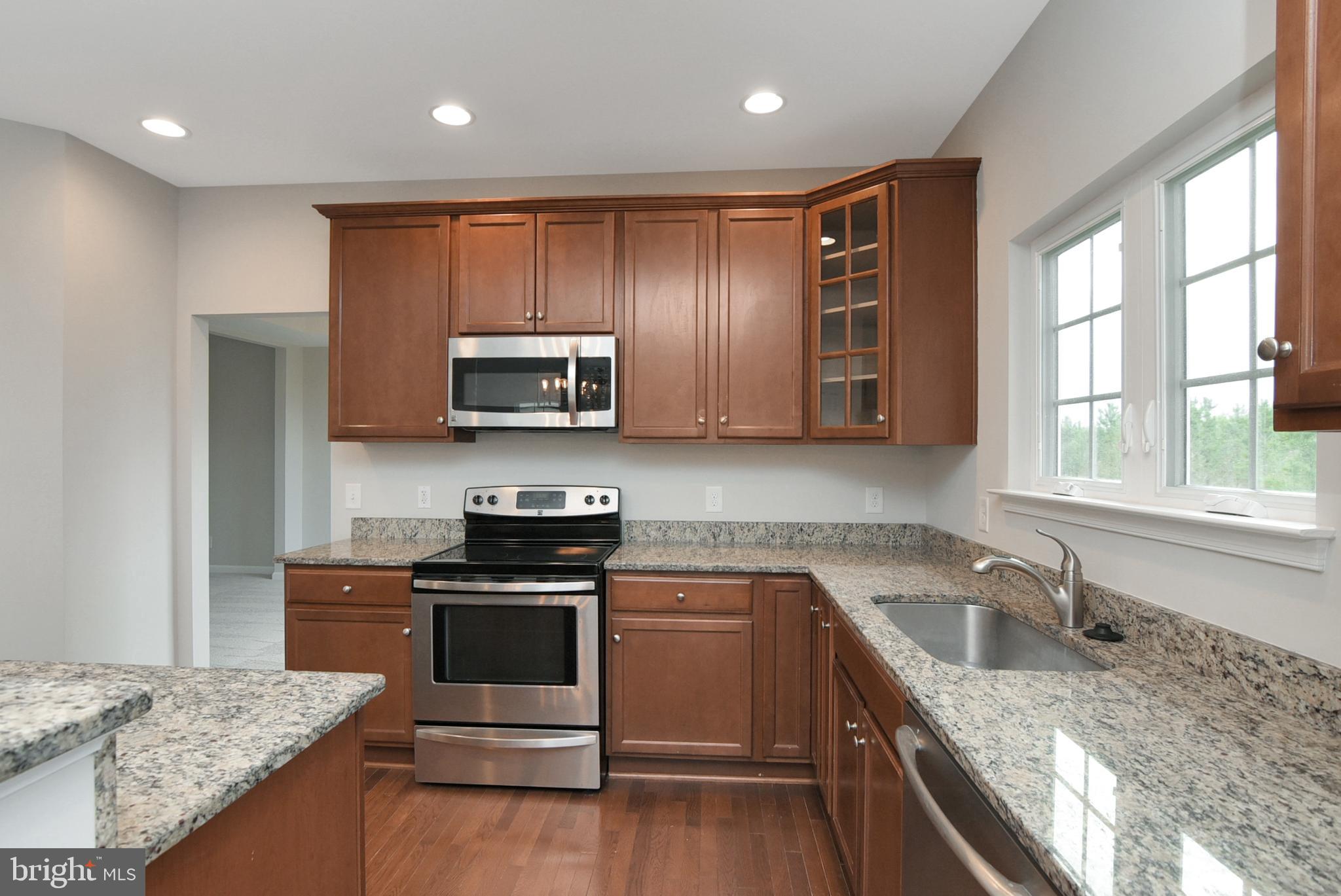 5329 Longbow Road King George, VA 22485 - Photo 10 of 43 Kitchen with Stainless Steel Appliances