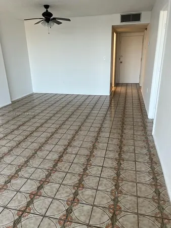 $165,000 | 15600 Northwest 7th Avenue, Unit 821, Miami, FL 33169