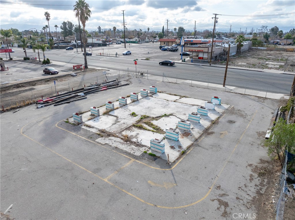 26468 Base Line Street Highland, CA 92346 - Photo 1 of 27