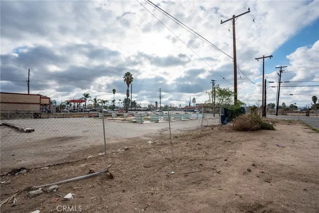 $235,000 | 26468 Base Line Street, Highland, CA 92346