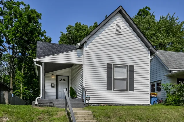 $195,000 | 4018 Boulevard Place, Indianapolis, IN 46208