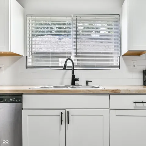 $195,000 | 4018 Boulevard Place, Indianapolis, IN 46208