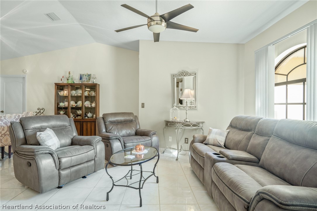 2000 North Sharon Road Avon Park, FL 33825 - Photo 4 of 36 Gallery Image 4