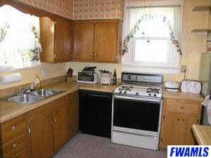 1608 Fairhill Road Fort Wayne, IN 46808 - Photo 5 of 19
