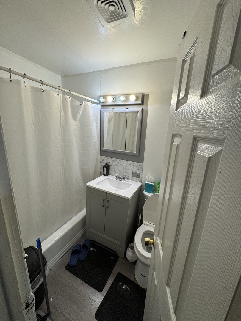 3037 Bright Street Franklin Park, IL 60131 - Photo 9 of 33