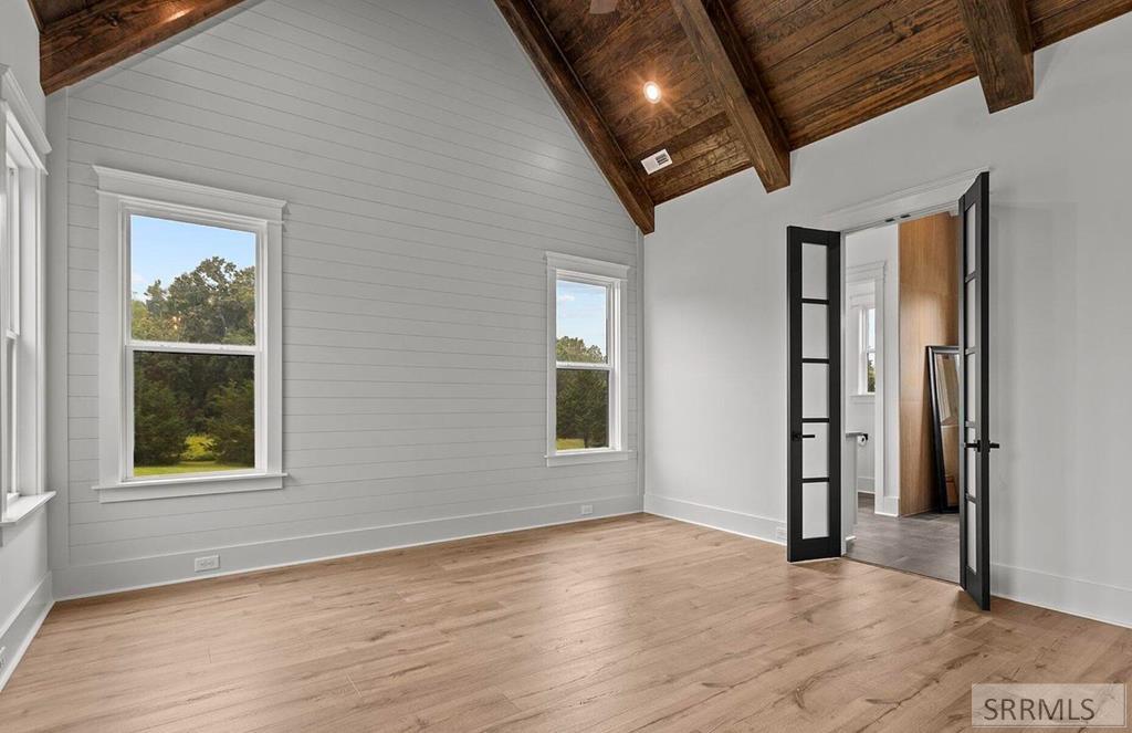 1660 Shadow Loop South Ashton, ID 83420 - Photo 11 of 35