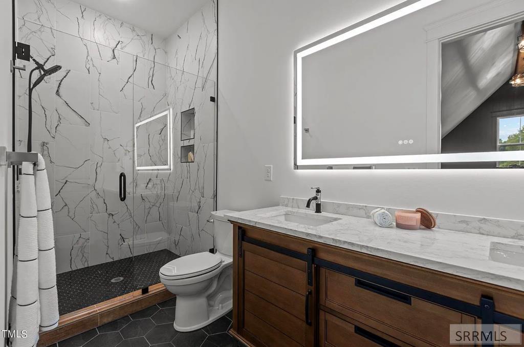 1660 Shadow Loop South Ashton, ID 83420 - Photo 20 of 35