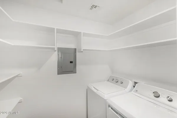 $559,900 | 2208 East Alta Vista Road, Phoenix, AZ 85042