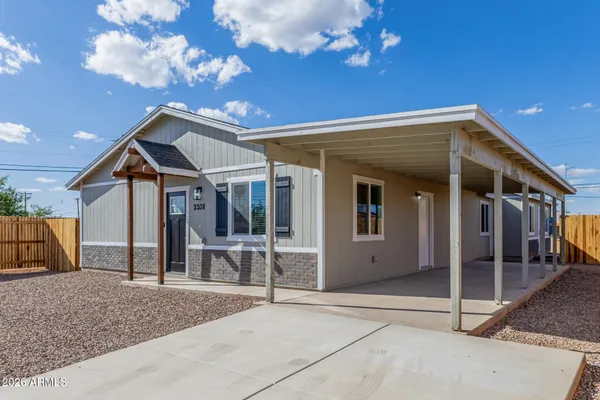 $559,900 | 2208 East Alta Vista Road, Phoenix, AZ 85042