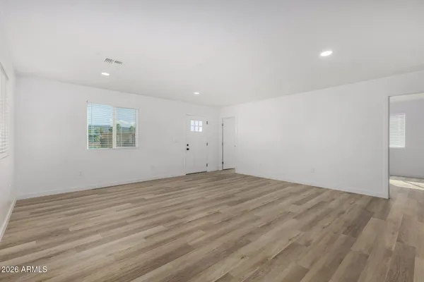 $559,900 | 2208 East Alta Vista Road, Phoenix, AZ 85042