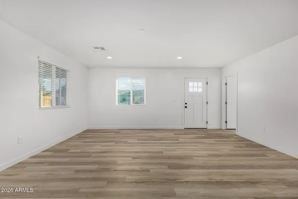 $559,900 | 2208 East Alta Vista Road, Phoenix, AZ 85042