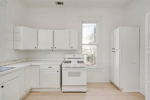 $2,150 | 81 San Marcos Street, Unit 87, Austin, TX 78702