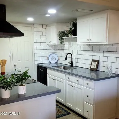 $1,700 | 5218 North 42nd Lane, Phoenix, AZ 85019