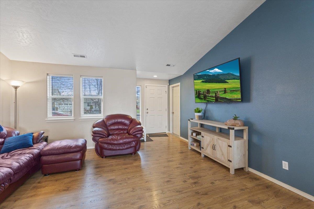 7809 Milton Spokane, WA 99208 - Photo 4 of 20 Gallery Image 4
